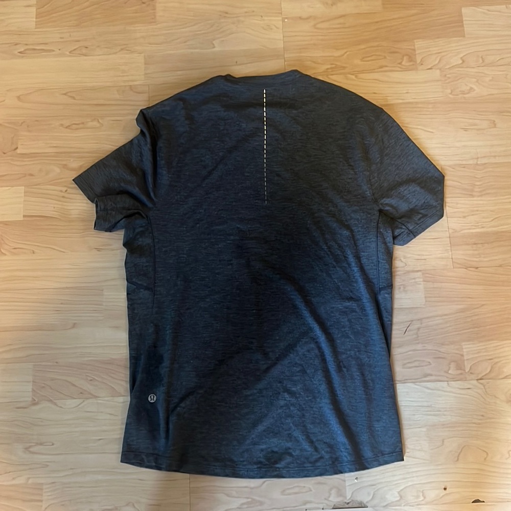 M lulu shirt sleeve